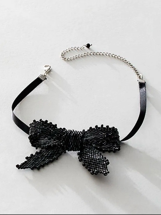 Free People Jewelry - Free People Backstage Pass Choker Bow in Black O/S